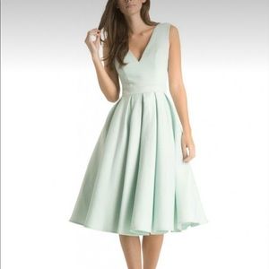 NWT V-Neck MIDI Dress